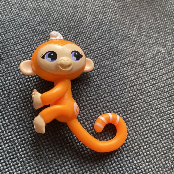 Bundle Figures My Little Pony, Disney Pet, Monkey - Picture 3 of 7